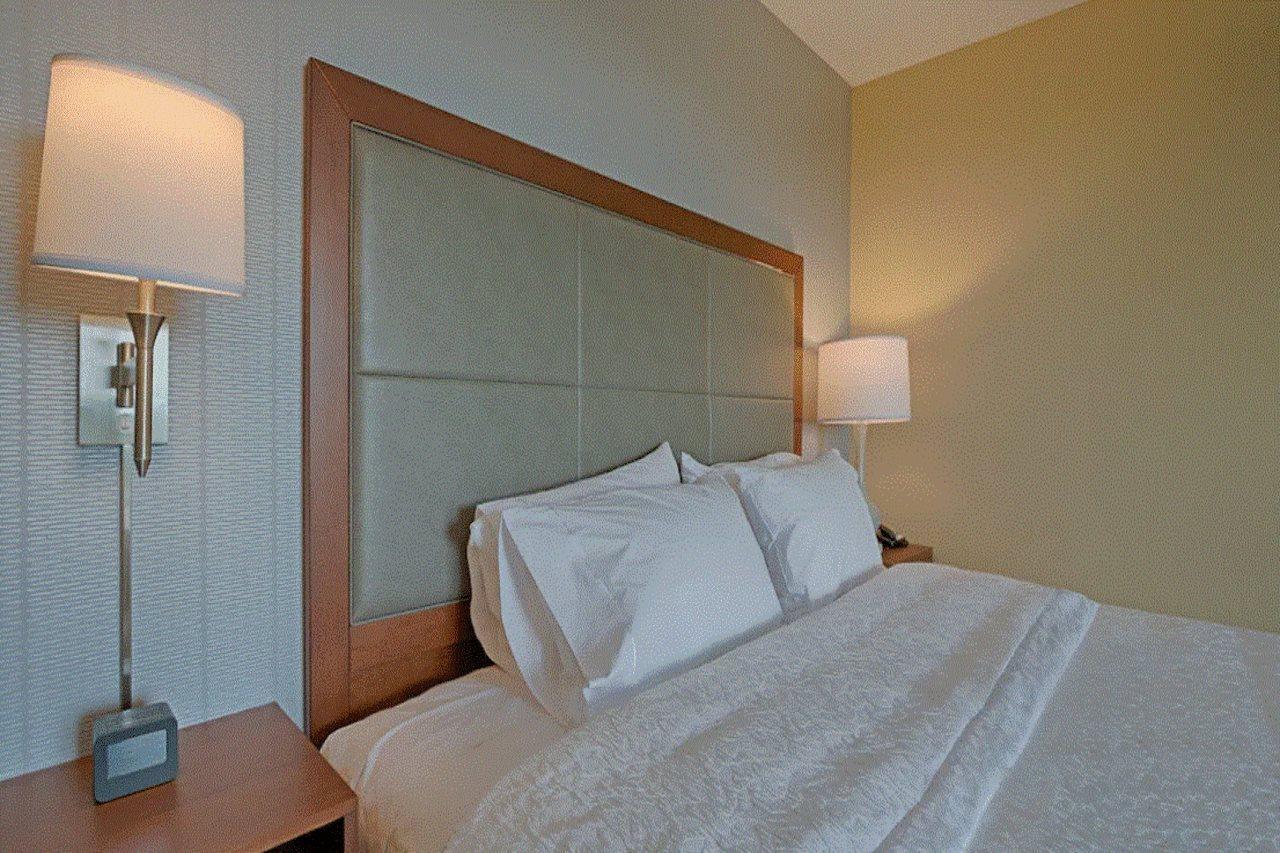 Hampton Inn & Suites Cazenovia, Ny Экстерьер фото