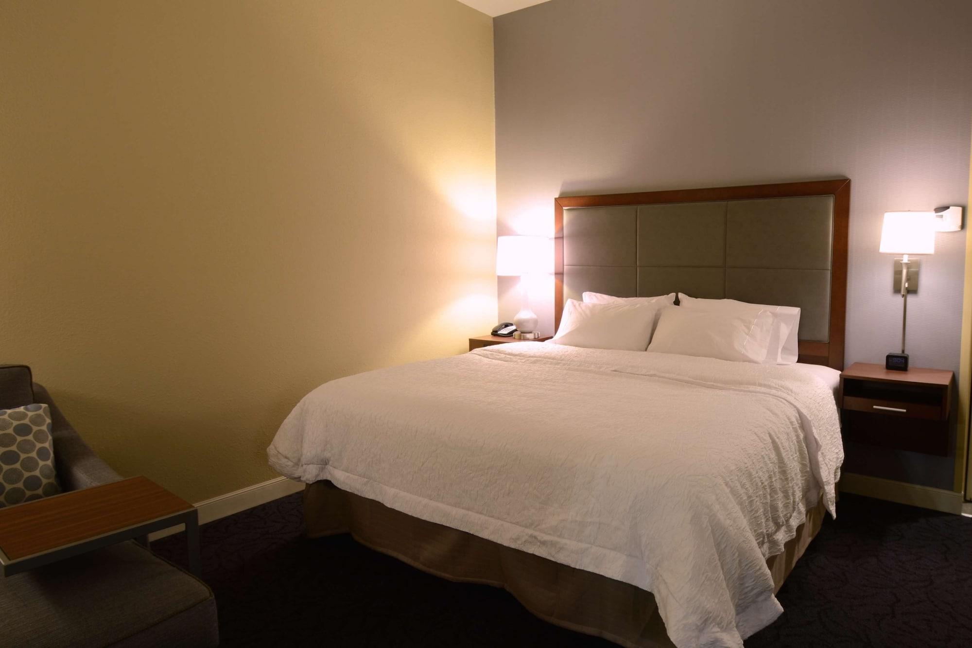 Hampton Inn & Suites Cazenovia, Ny Экстерьер фото