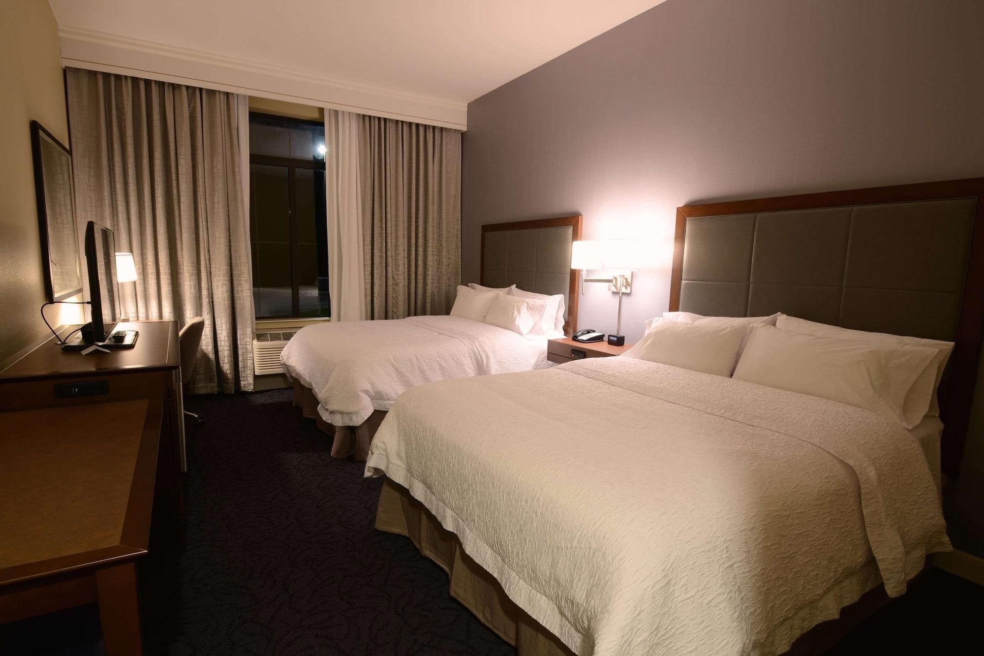 Hampton Inn & Suites Cazenovia, Ny Экстерьер фото